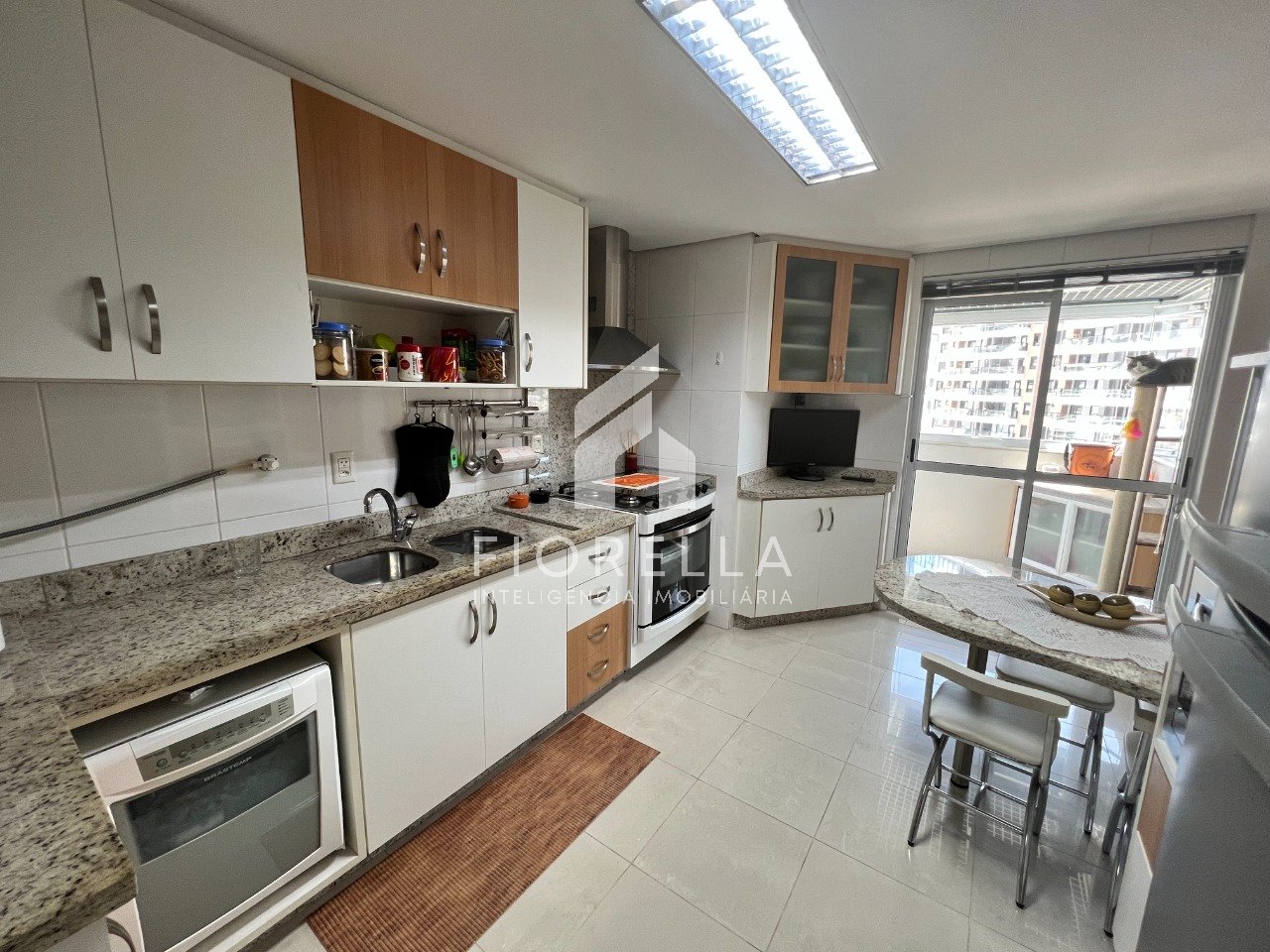 Imagem Apartamento com 4 Quartos à Venda, 149 m²em Campinas - São José
