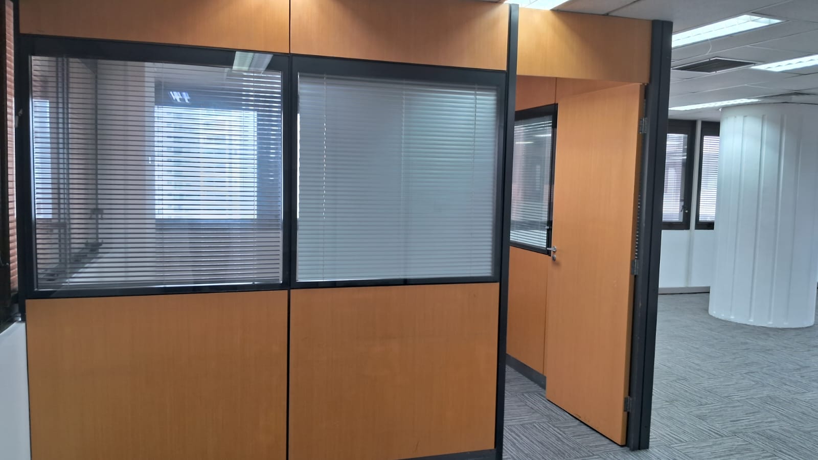 Imagem Sala Comercial à Venda ou Locação, 316 m² em Bela Vista - São Paulo