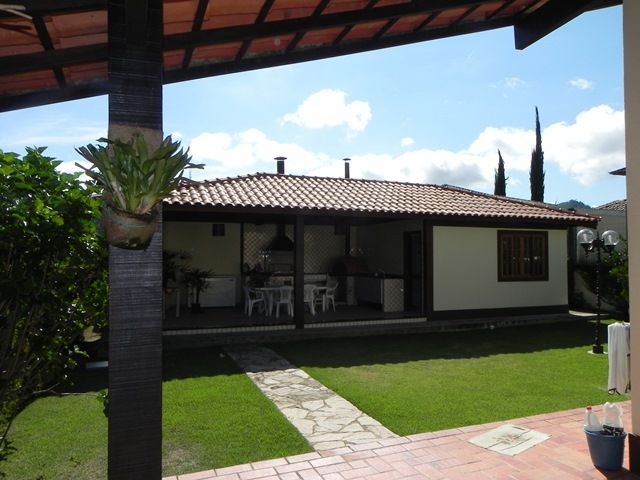 Imagem Casa com 4 Quartos à Venda, 570 m² em Várzea - Teresópolis