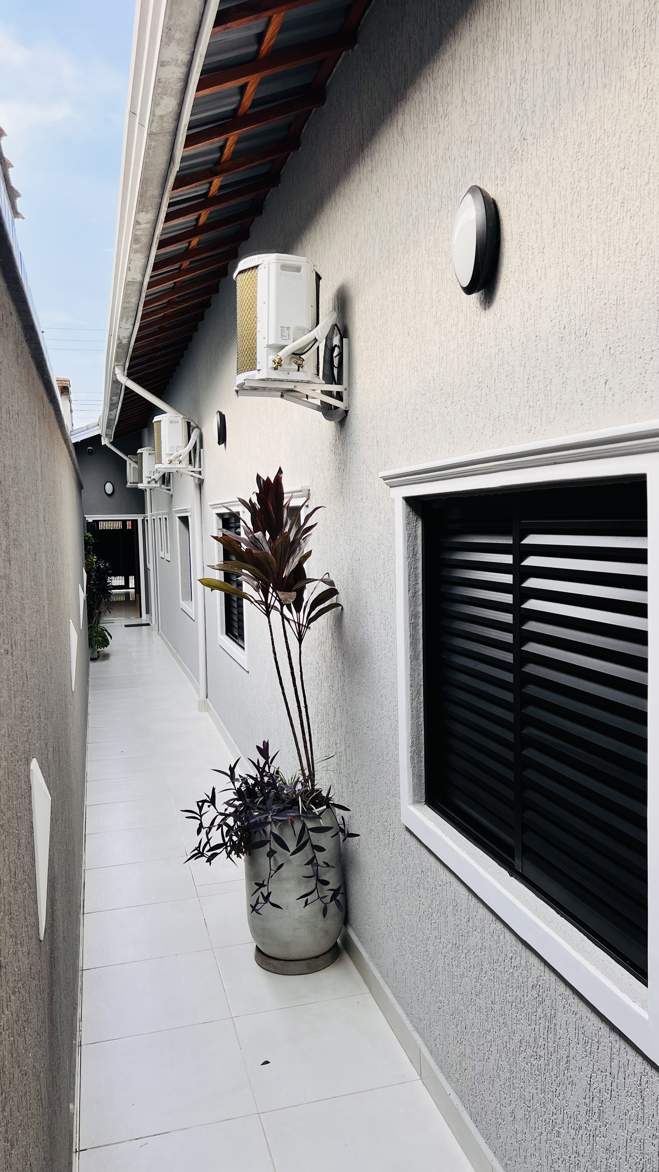 Imagem Casa com 1 Quarto à Venda, 115 m²em Caiçara - Praia Grande