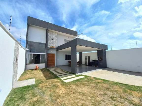 Casa com 4 Quartos à Venda, 223 m²em Parque das Nações - Parnamirim