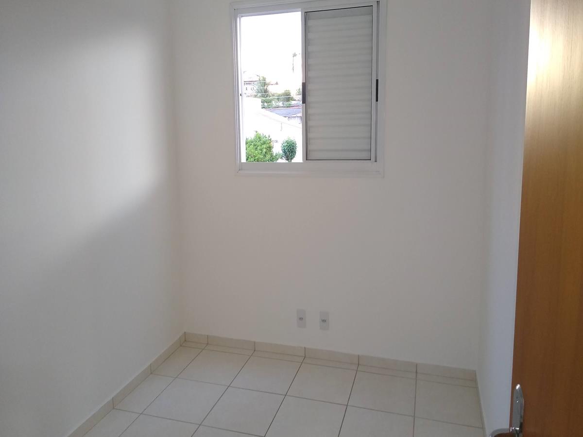 Imagem Apartamento com 2 Quartos para Alugar, 52 m²em Vila Aparecida - Taubaté