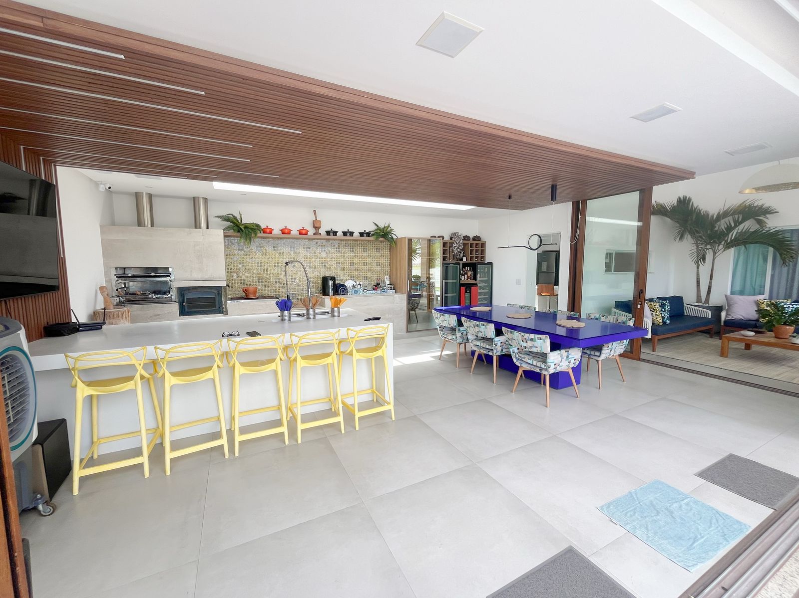 Imagem Casa de Condomínio com 4 Quartos à Venda, 415 m² em Vale do Landirana (Abrantes) - Camaçari Imagem Casa de Condomínio com 4 Quartos à Venda, 415 m² em Vale do Landirana (Abrantes) - Camaçari
