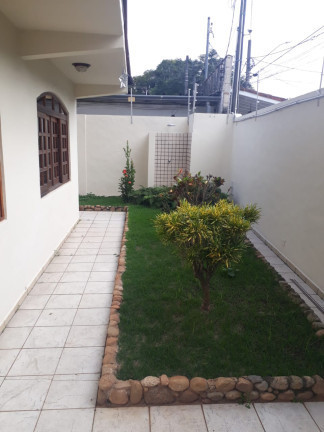 Imagem Casa com 3 Quartos à Venda,  em Perequê - Ilhabela