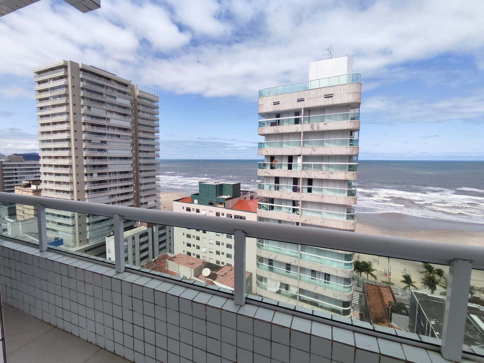 Imagem Apartamento com 3 Quartos à Venda ou Temporada, 94 m²em Aviação - Praia Grande Imagem Apartamento com 3 Quartos à Venda ou Temporada, 94 m²em Aviação - Praia Grande