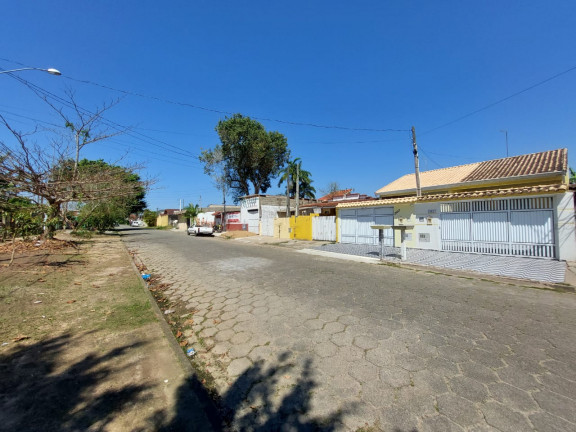 Imagem Casa com 3 Quartos à Venda, 182 m² em Centro - Peruíbe