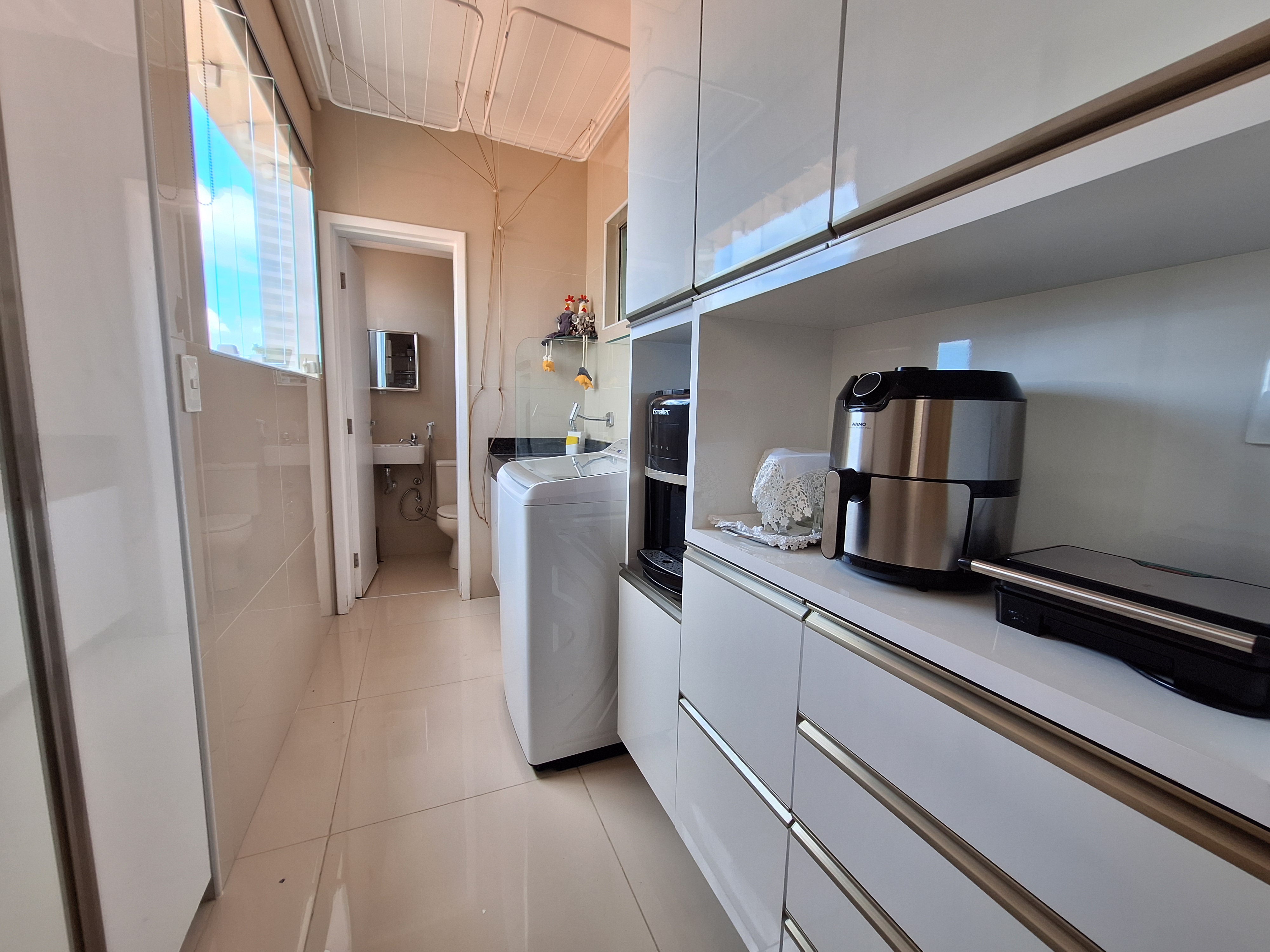 Imagem Apartamento com 3 Quartos à Venda, 105 m²em Centro - Fortaleza Imagem Apartamento com 3 Quartos à Venda, 105 m²em Centro - Fortaleza