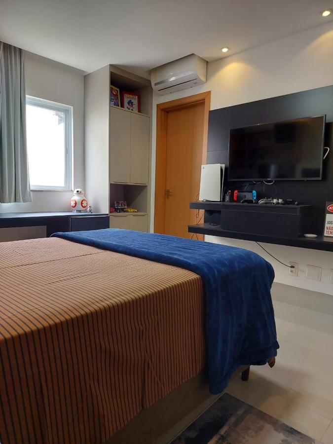 Imagem Casa de Condomínio com 4 Quartos à Venda, 413 m²em Alphaville (Abrantes) - Camaçari