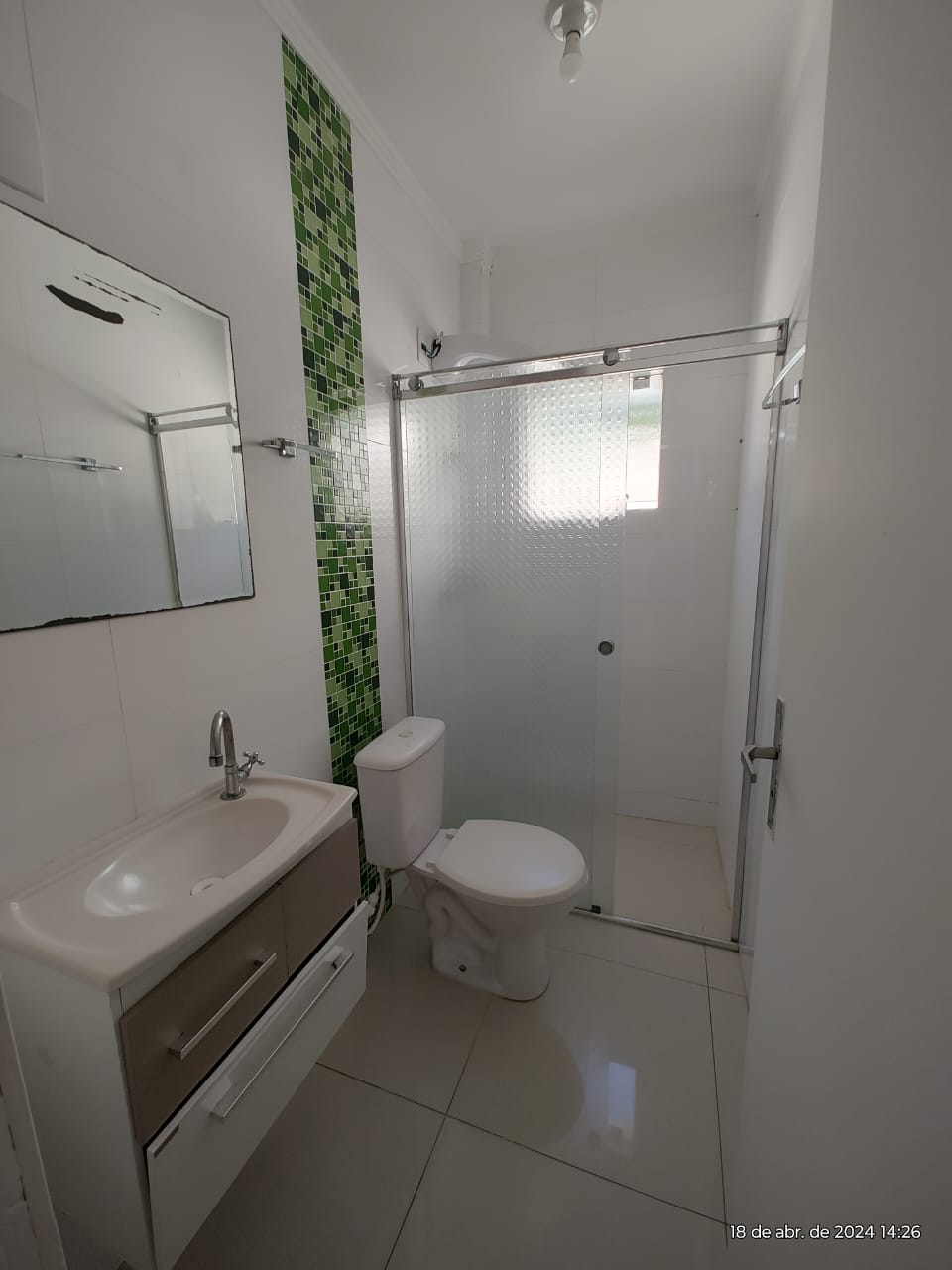 Imagem Apartamento com 2 Quartos para Alugar, 55 m²em Nova Esperança - Balneário Camboriú Imagem Apartamento com 2 Quartos para Alugar, 55 m²em Nova Esperança - Balneário Camboriú