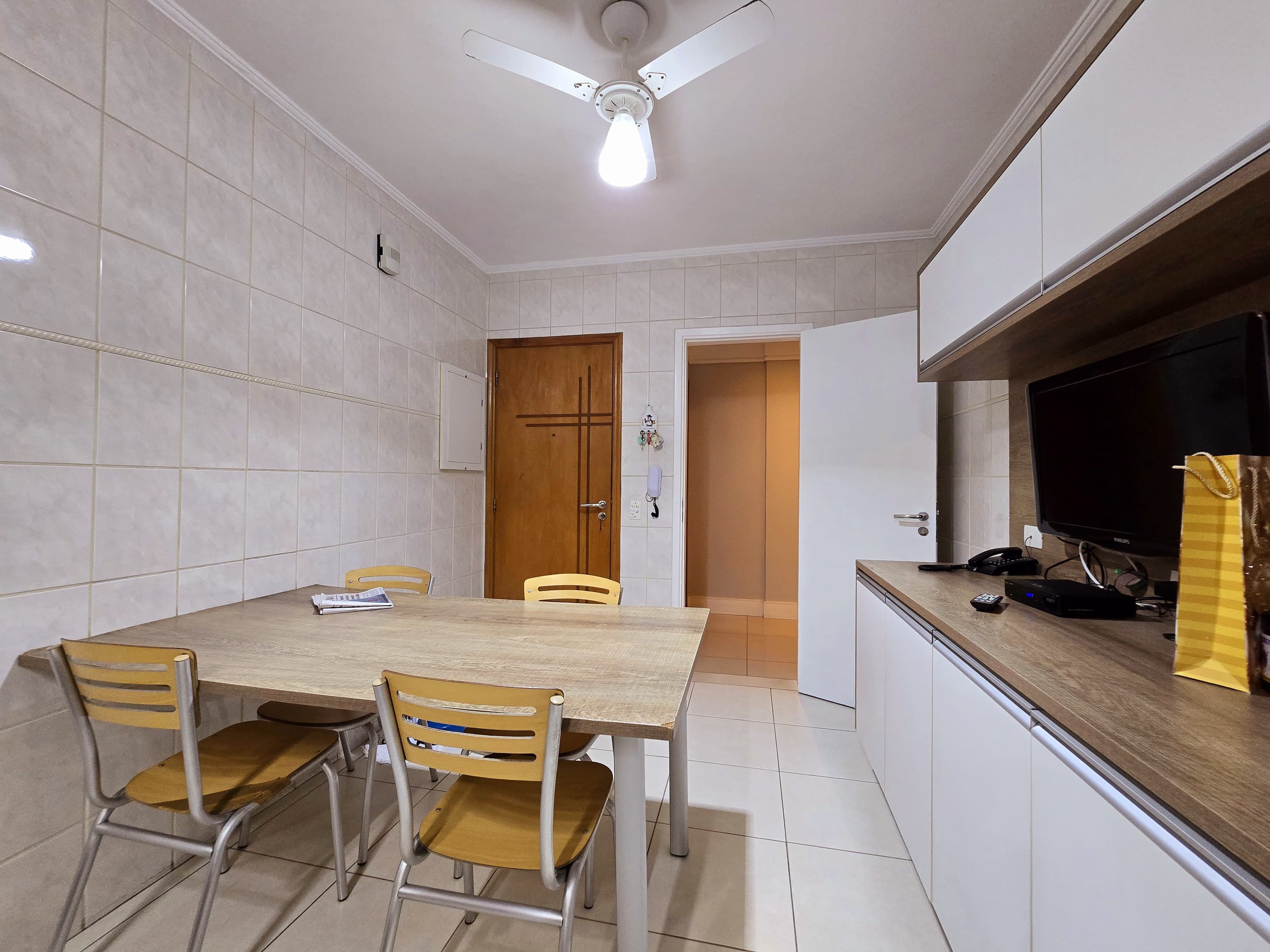 Imagem Apartamento com 3 Quartos à Venda, 154 m² em José Menino - Santos