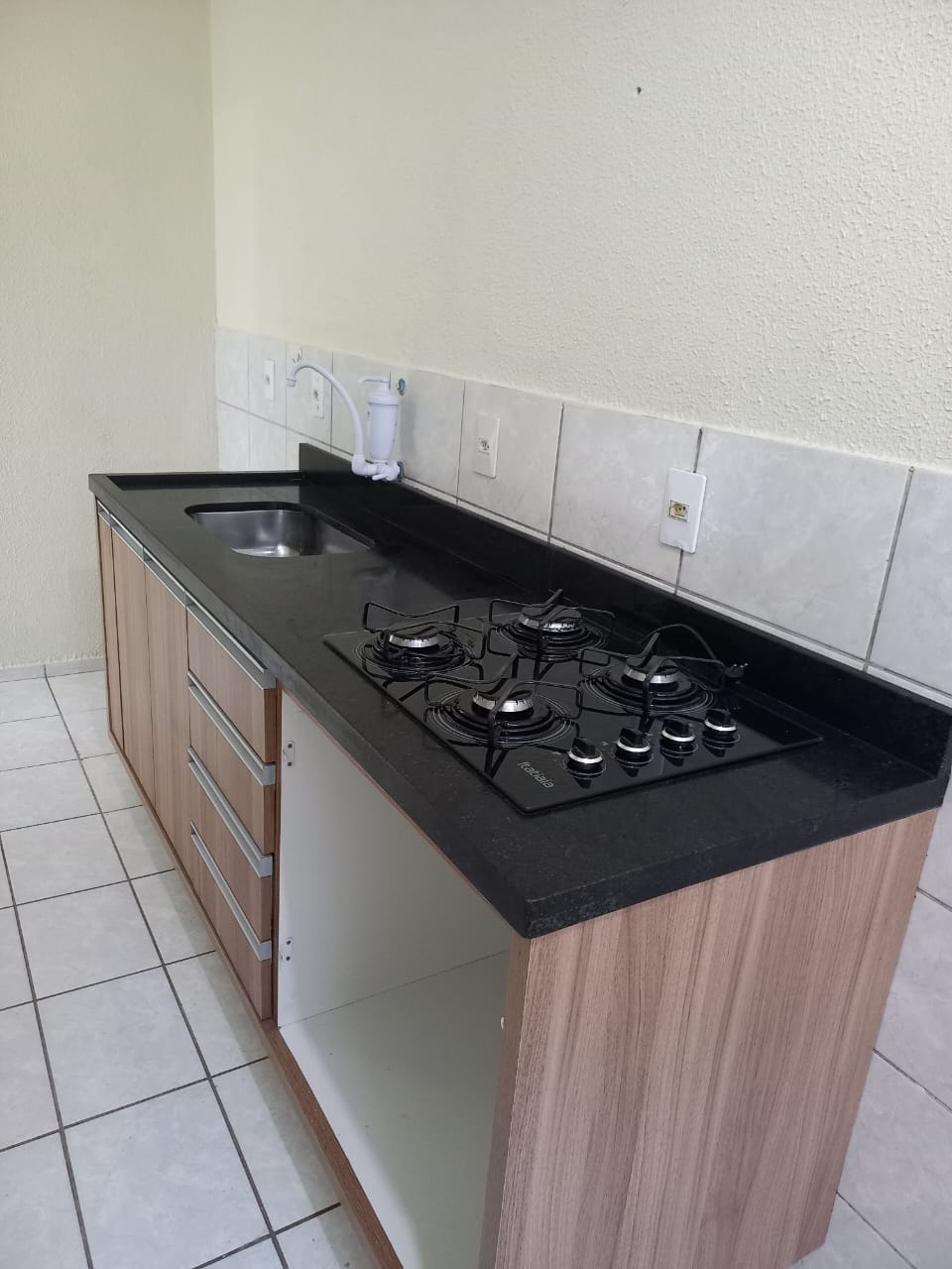 Imagem Apartamento com 2 Quartos à Venda, 45 m²em Inhoaíba - Rio de Janeiro