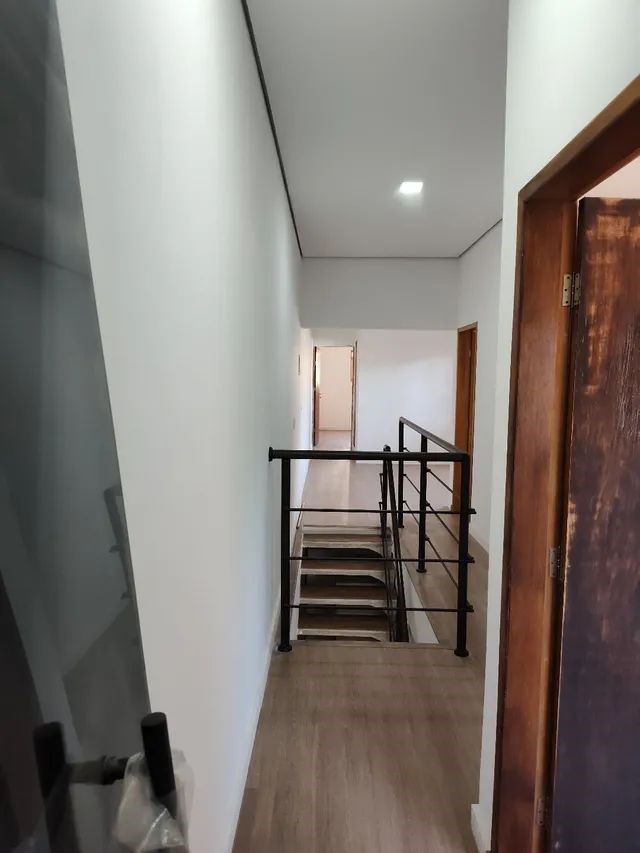 Imagem Sobrado com 4 Quartos à Venda, 220 m²em Campos de São José - São José dos Campos