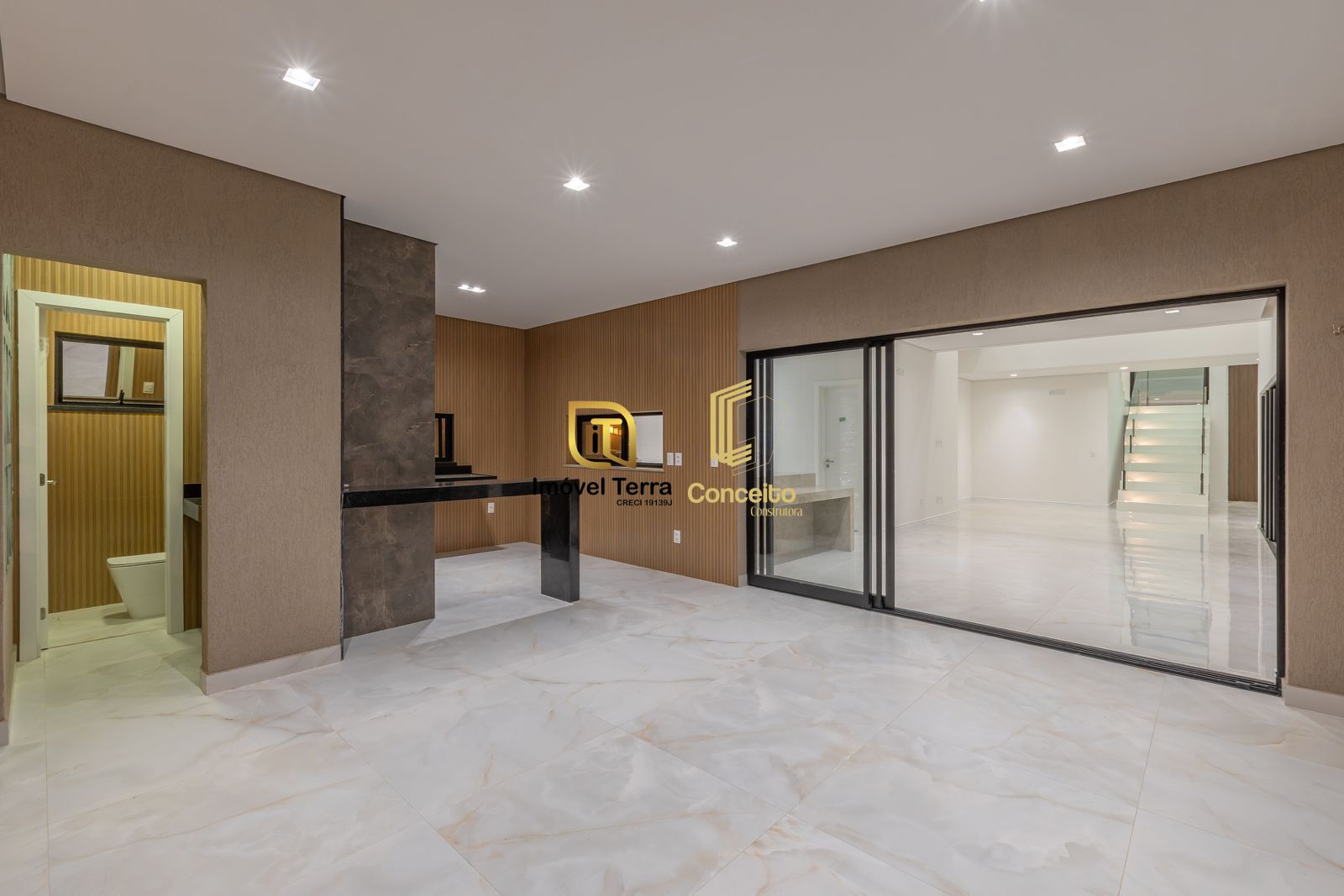 Imagem Casa de Condomínio com 5 Quartos à Venda, 356 m² em Cidade Alpha - Eusébio Imagem Casa de Condomínio com 5 Quartos à Venda, 356 m² em Cidade Alpha - Eusébio