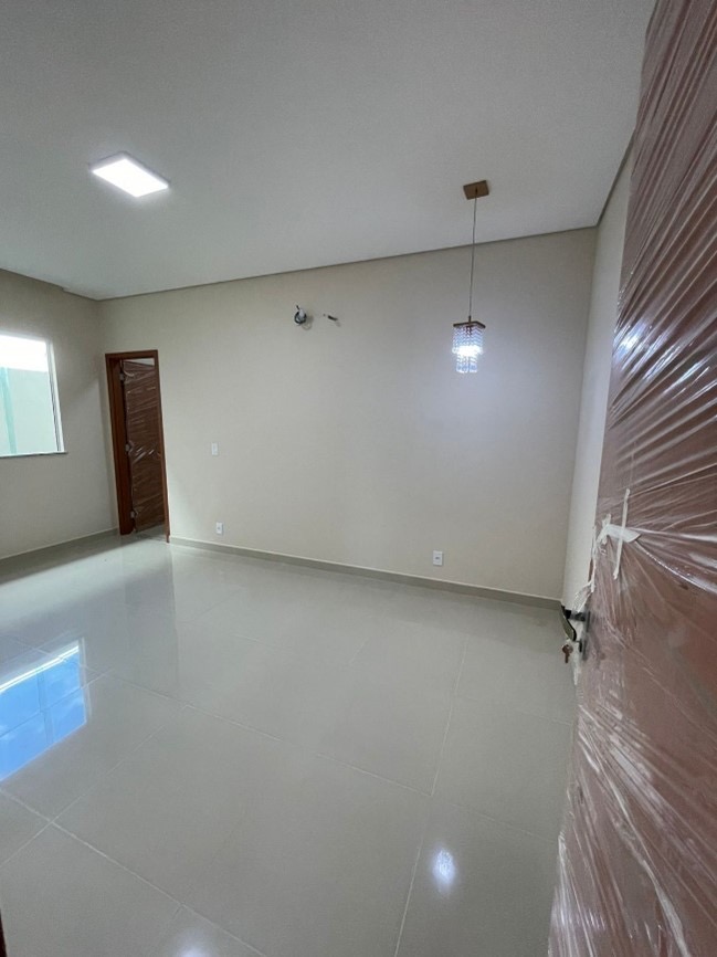 Imagem Casa de Condomínio com 3 Quartos à Venda ou Locação, 172 m²em Ponta Negra - Manaus