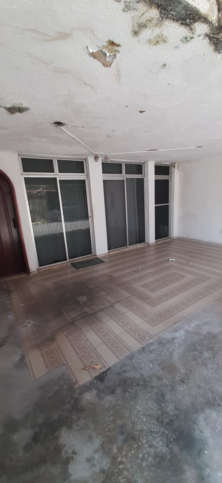 Imagem Casa com 4 Quartos à Venda, 200 m²em Souza - Belém Imagem Casa com 4 Quartos à Venda, 200 m²em Souza - Belém