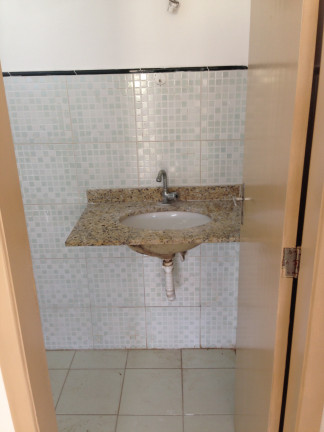Imagem Casa com 2 Quartos para Alugar, 79 m² em Maria Paula - São Gonçalo