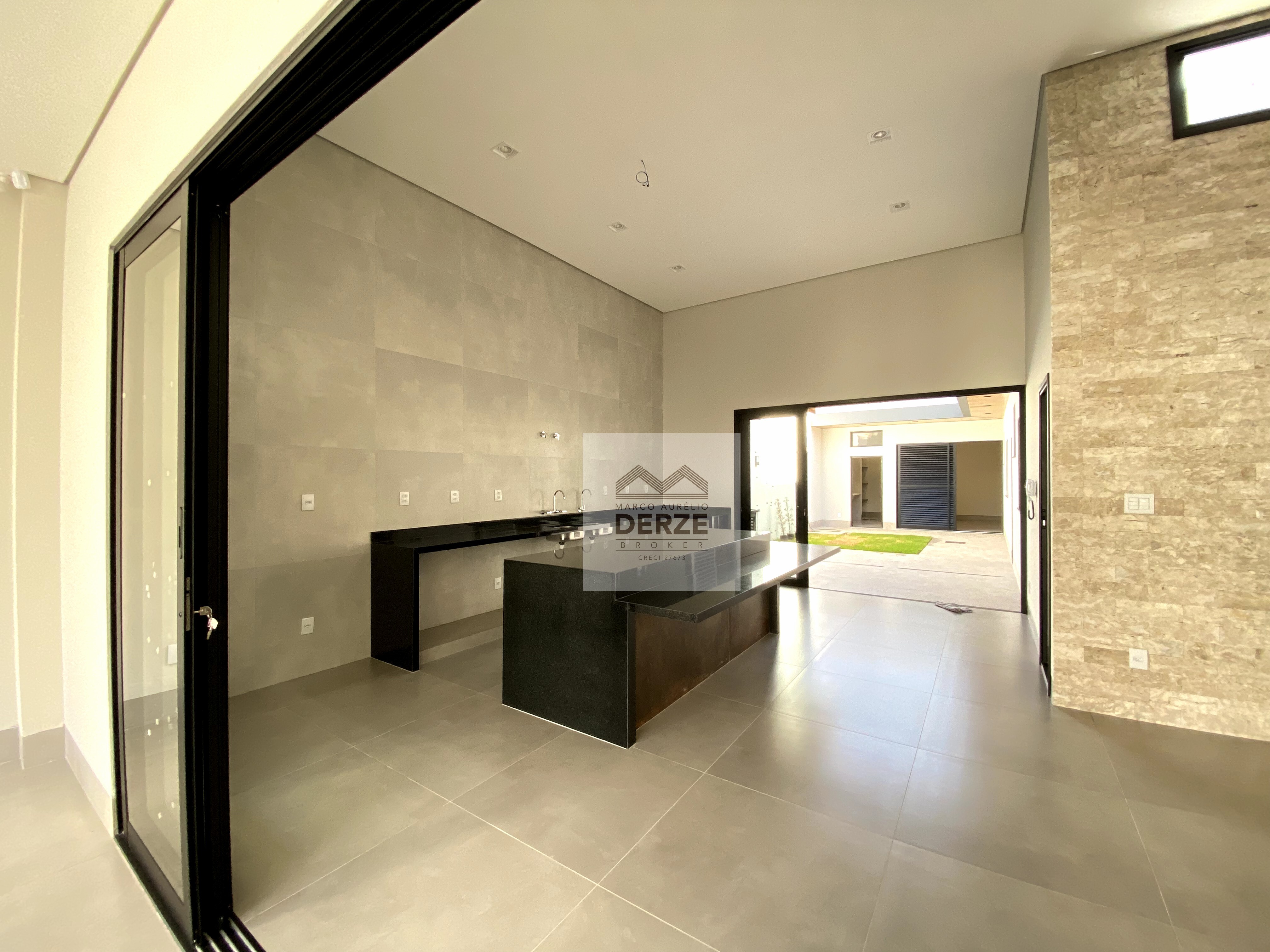 Imagem Casa com 3 Quartos à Venda, 210 m²em Vigilato Pereira - Uberlândia Imagem Casa com 3 Quartos à Venda, 210 m²em Vigilato Pereira - Uberlândia