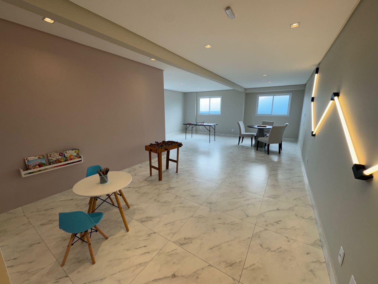 Imagem Apartamento com 2 Quartos à Venda, 53 m²em Caiçara - Praia Grande