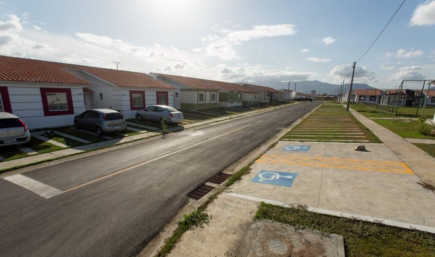 Imagem Casa de Condomínio com 2 Quartos à Venda, 43 m²em Senador Carlos Jereissati - Pacatuba