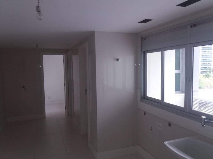 Imagem Apartamento com 4 Quartos à Venda, 402 m² em Barra Da Tijuca - Rio De Janeiro Imagem Apartamento com 4 Quartos à Venda, 402 m² em Barra Da Tijuca - Rio De Janeiro