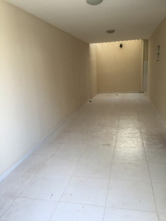 Imagem Casa com 4 Quartos para Alugar, 250 m²em Lagoa Nova - Natal