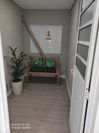 Imagem Sobrado com 2 Quartos à Venda, 40 m² em Jardim Robru - São Paulo Imagem Sobrado com 2 Quartos à Venda, 40 m² em Jardim Robru - São Paulo