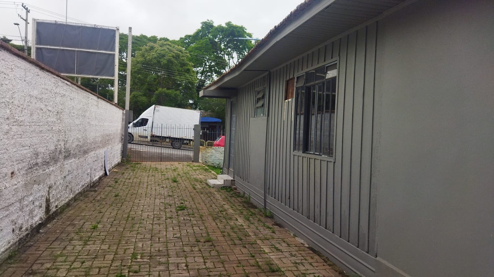 Imagem Terreno à Venda, 600 m²em Boqueirão - Curitiba
