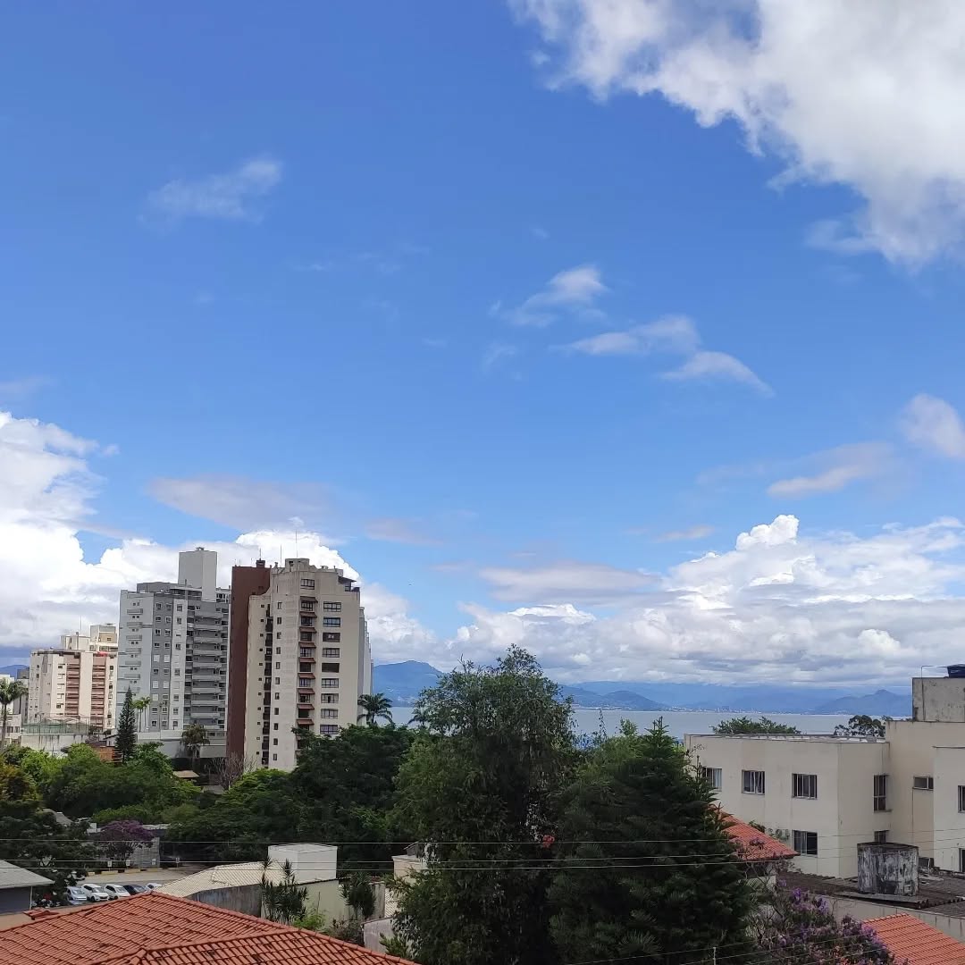 Imagem Apartamento com 3 Quartos à Venda, 94 m² em Agronômica - Florianópolis Imagem Apartamento com 3 Quartos à Venda, 94 m² em Agronômica - Florianópolis