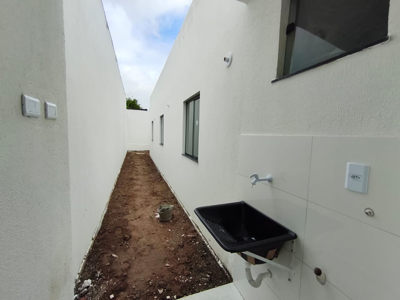Imagem Casa com 3 Quartos à Venda, 85.170 m² em Santo Antônio dos Prazeres - Feira de Santana Imagem Casa com 3 Quartos à Venda, 85.170 m² em Santo Antônio dos Prazeres - Feira de Santana