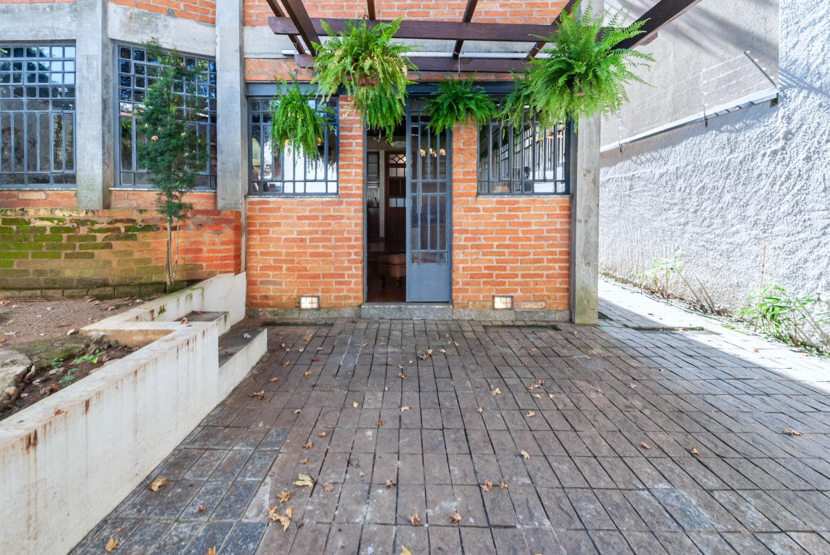 Imagem Casa com 3 Quartos à Venda, 230 m² em Jardim Paulistano - São Paulo
