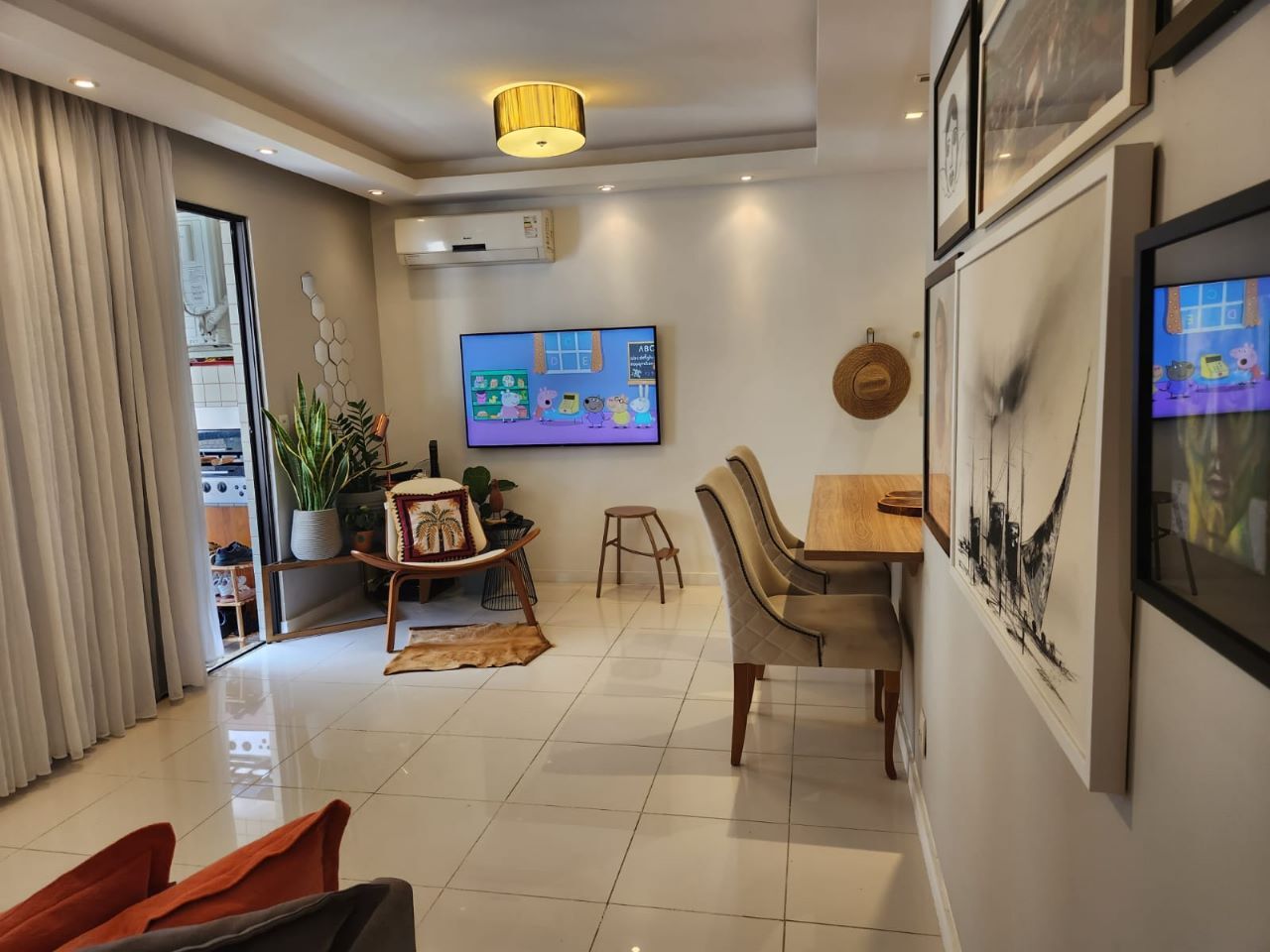 Imagem Apartamento com 3 Quartos à Venda, 74 m²em Freguesia (Jacarepaguá) - Rio de Janeiro
