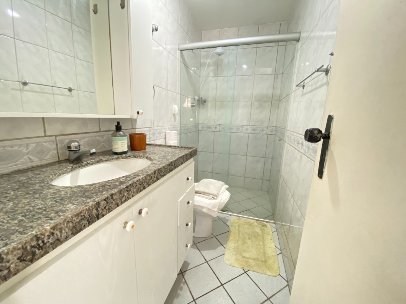 Imagem Apartamento com 3 Quartos para Alugar, 82 m²em Boa Viagem - Recife Imagem Apartamento com 3 Quartos para Alugar, 82 m²em Boa Viagem - Recife