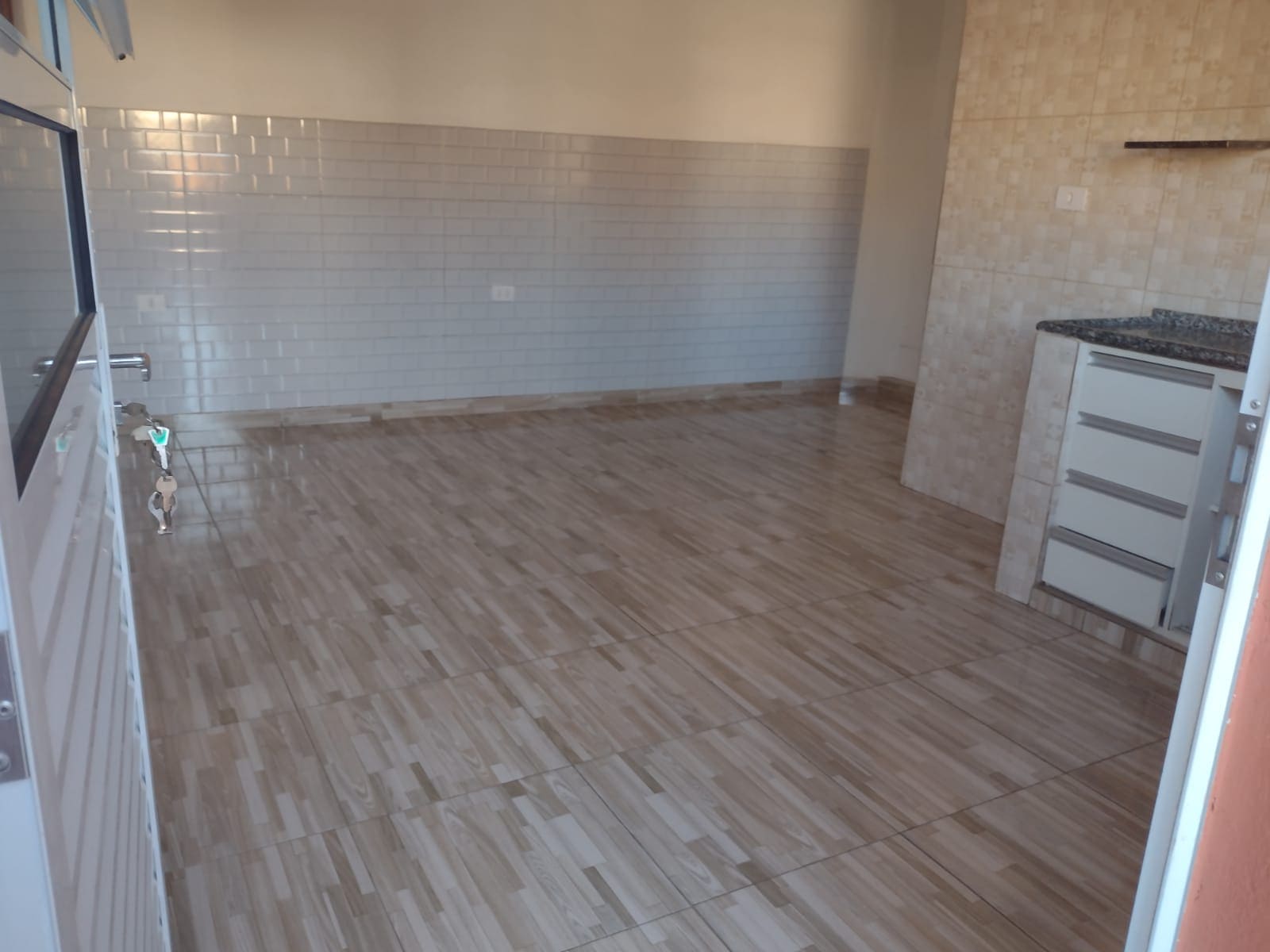 Imagem Casa com 10 Quartos à Venda, 373 m²em Jardim Botucatu - São Paulo Imagem Casa com 10 Quartos à Venda, 373 m²em Jardim Botucatu - São Paulo