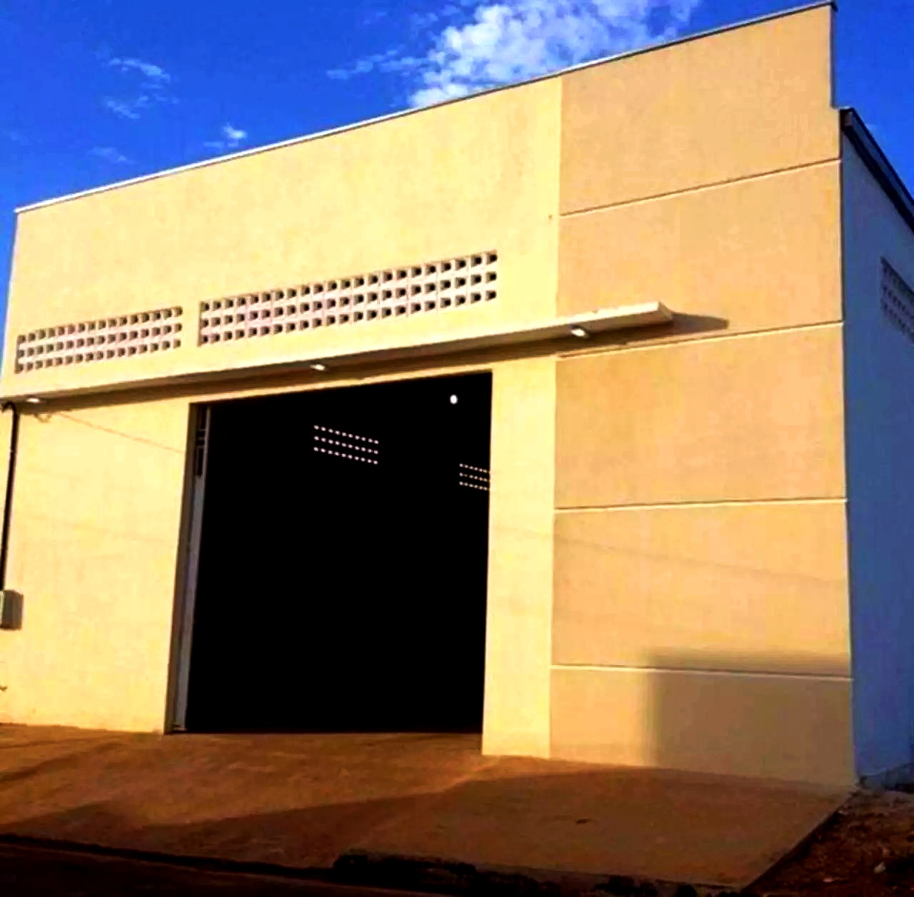Imagem Galpão à Venda, 360 m²em Loteamento Paraíso - Parauapebas