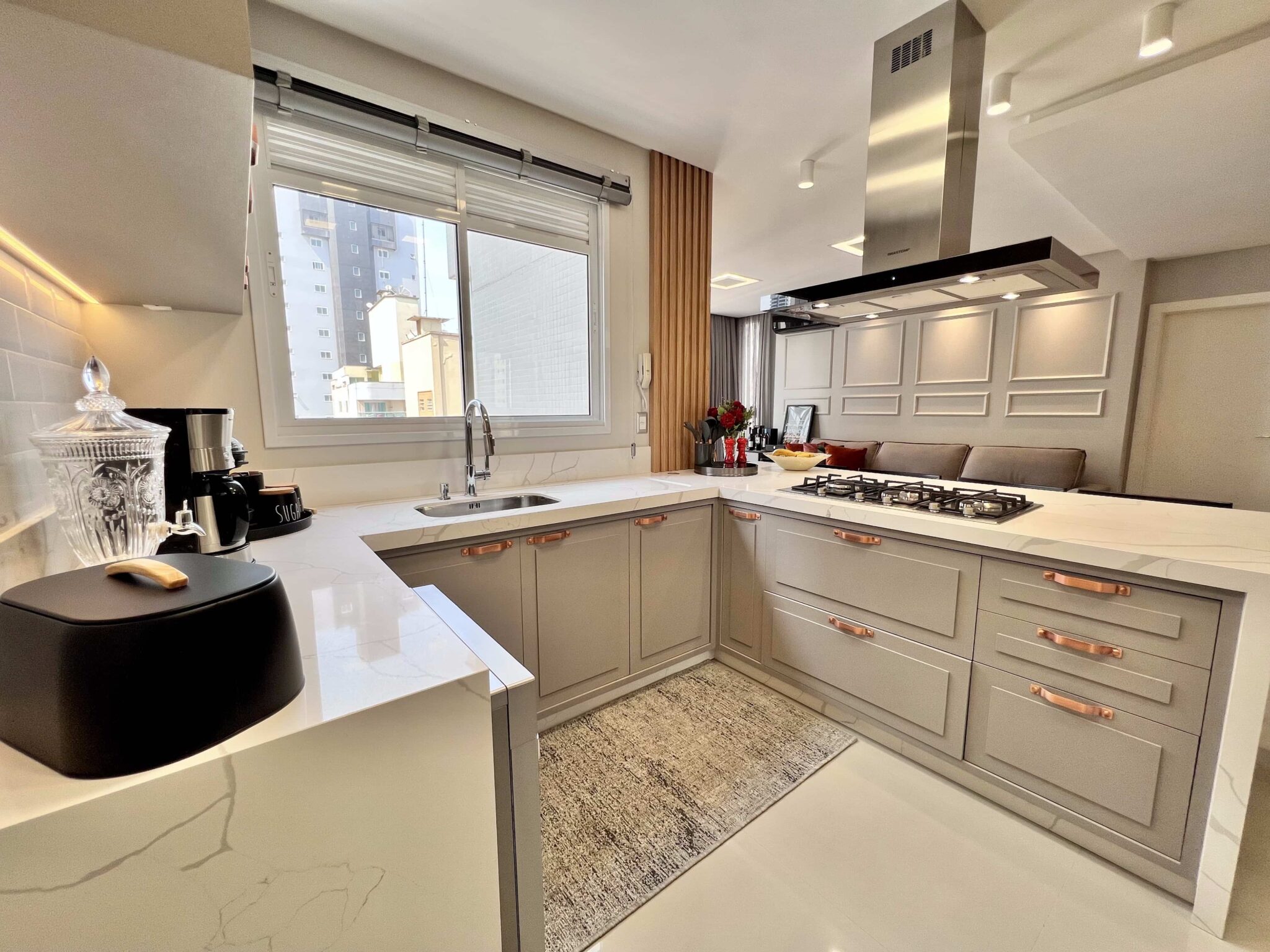 Imagem Apartamento com 4 Quartos à Venda, 137 m²em Centro - Balneário Camboriú