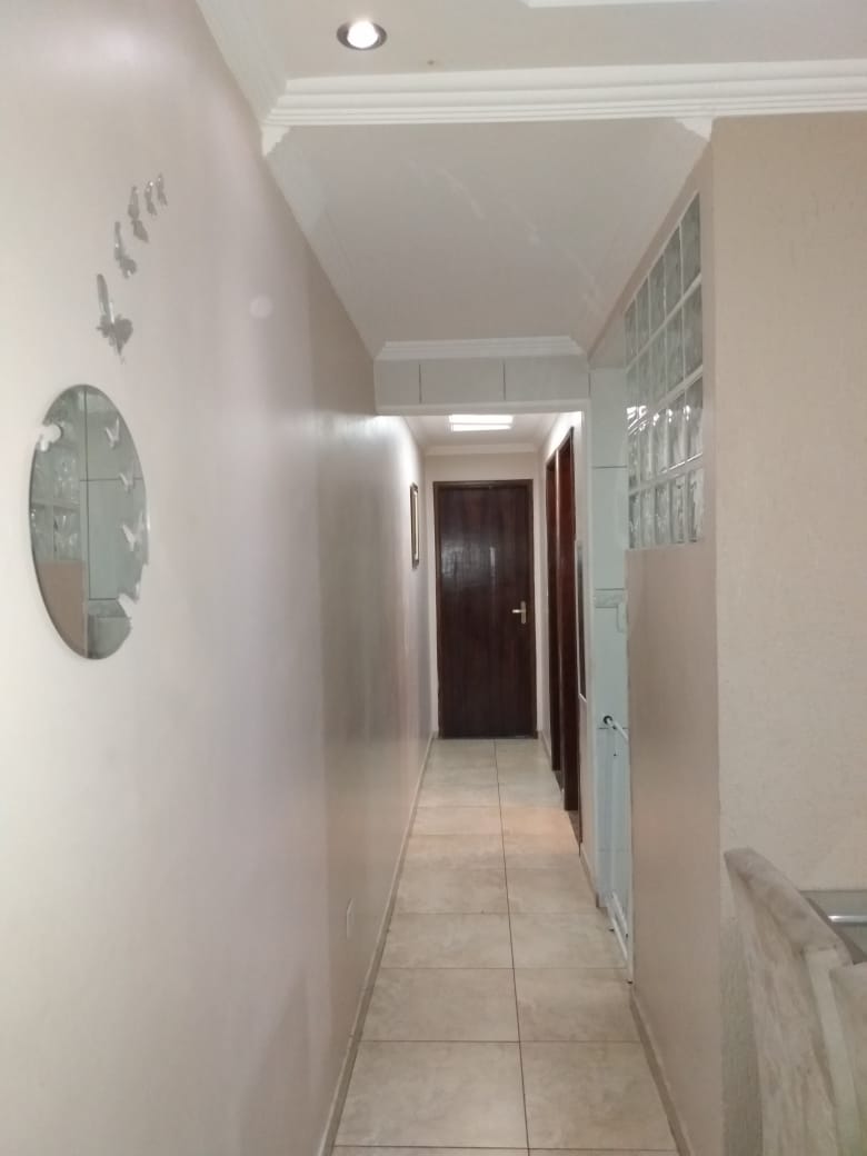 Imagem Casa com 2 Quartos à Venda, 59 m²em Jardim América - Poá