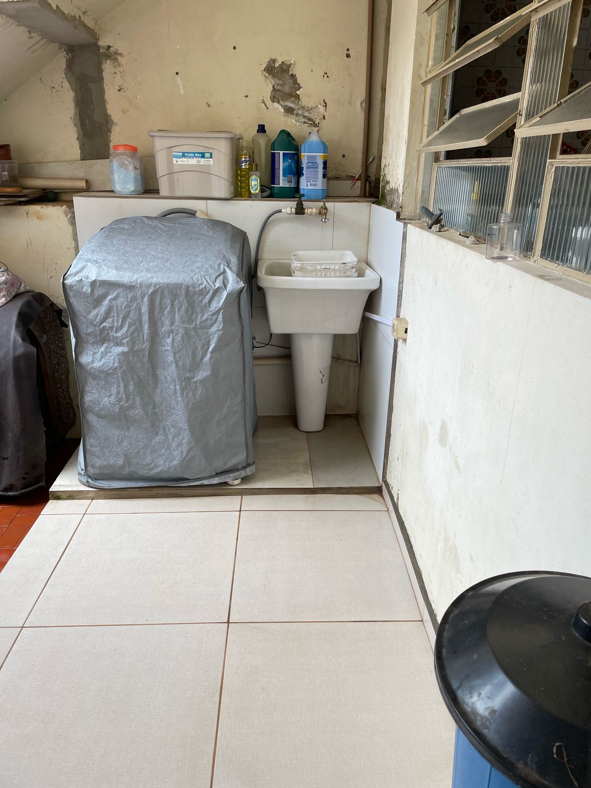 Imagem Casa com 1 Quarto à Venda, 85 m² em Centro - Poços de Caldas Imagem Casa com 1 Quarto à Venda, 85 m² em Centro - Poços de Caldas