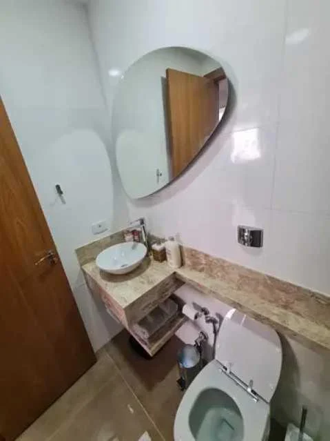 Imagem Apartamento com 2 Quartos à Venda, 100 m²em Copacabana - Rio de Janeiro Imagem Apartamento com 2 Quartos à Venda, 100 m²em Copacabana - Rio de Janeiro