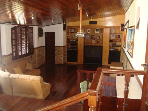 Imagem Casa com 7 Quartos à Venda, 400 m² em Cadetes Fabres - Guapimirim Imagem Casa com 7 Quartos à Venda, 400 m² em Cadetes Fabres - Guapimirim