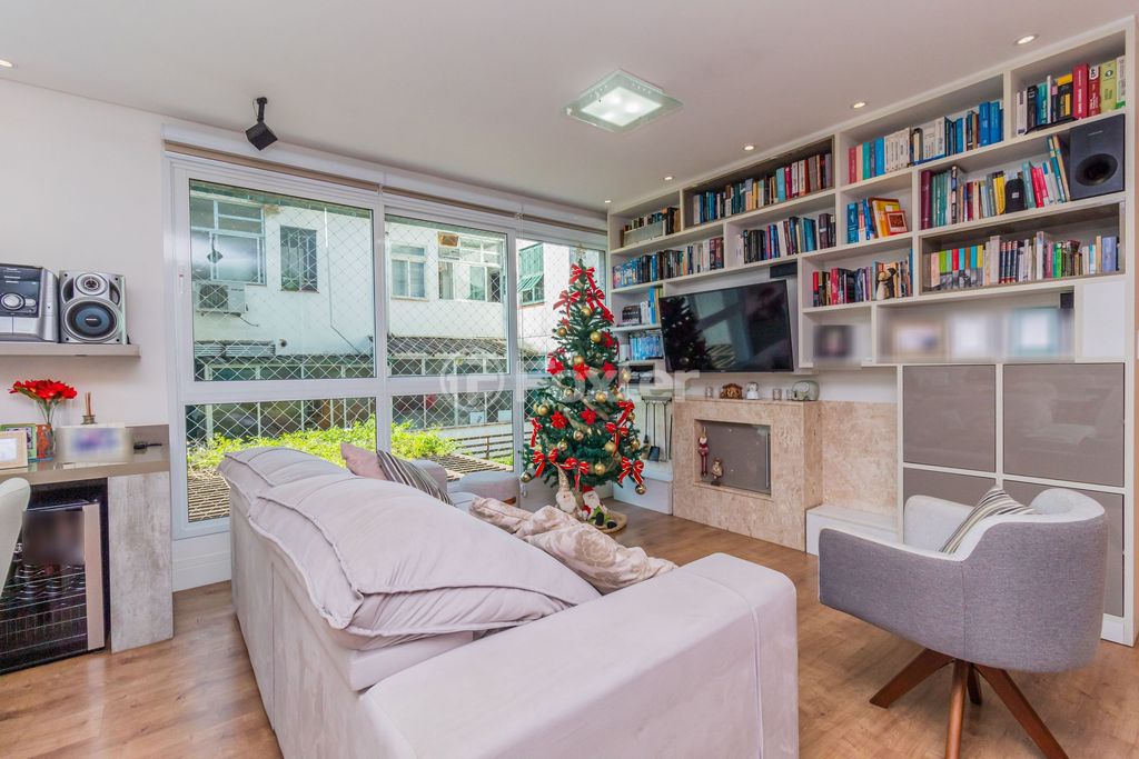 Imagem Apartamento com 3 Quartos à Venda, 110 m²em Auxiliadora - Porto Alegre Imagem Apartamento com 3 Quartos à Venda, 110 m²em Auxiliadora - Porto Alegre