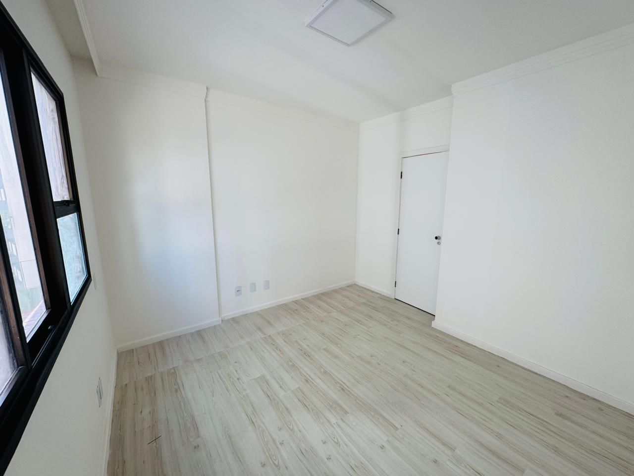 Imagem Edifício Residencial com 4 Quartos à Venda, 94 m² em Candeal - Salvador