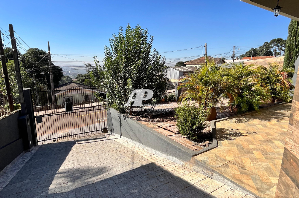 Imagem Casa com 3 Quartos à Venda, 147 m²em Oficinas - Ponta Grossa Imagem Casa com 3 Quartos à Venda, 147 m²em Oficinas - Ponta Grossa