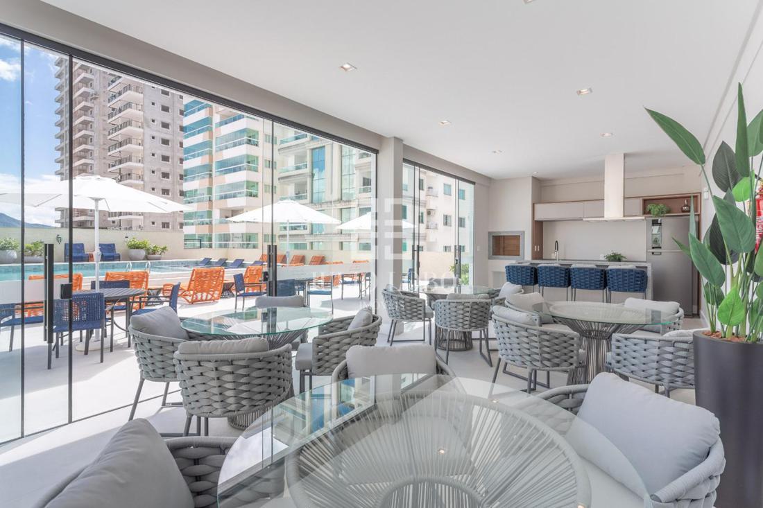 Imagem Apartamento com 3 Quartos à Venda, 137 m² em Meia Praia - Itapema Imagem Apartamento com 3 Quartos à Venda, 137 m² em Meia Praia - Itapema