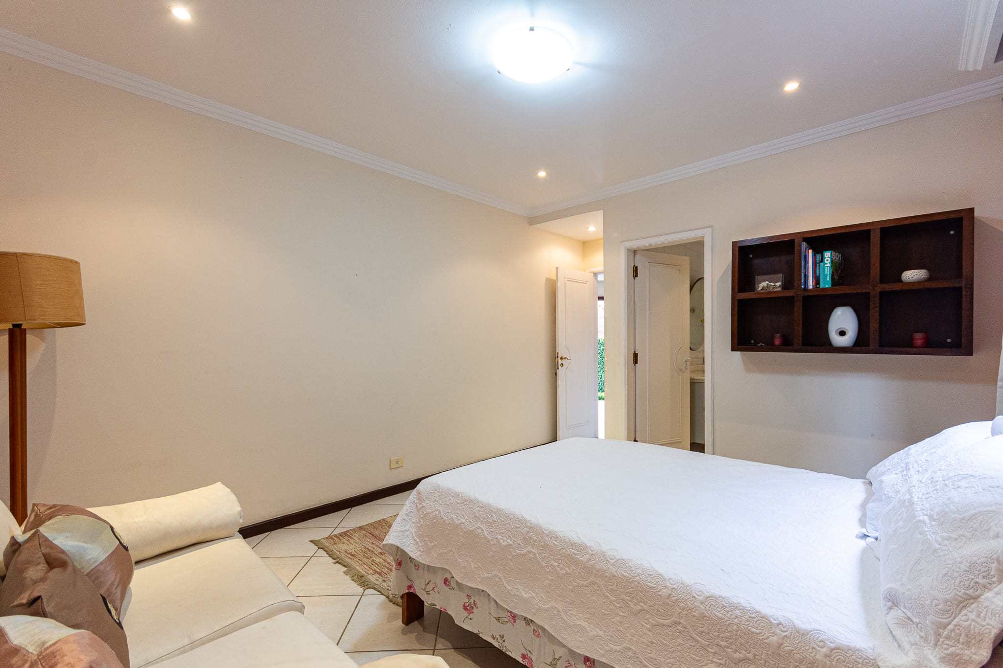 Imagem Casa com 4 Quartos à Venda, 527 m² em Anil - Rio de Janeiro Imagem Casa com 4 Quartos à Venda, 527 m² em Anil - Rio de Janeiro