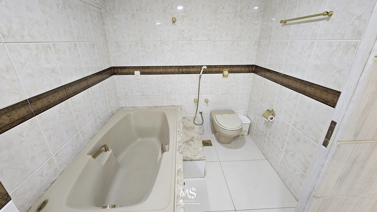 Imagem Apartamento com 3 Quartos à Venda, 168 m² em Asa Norte - Brasília