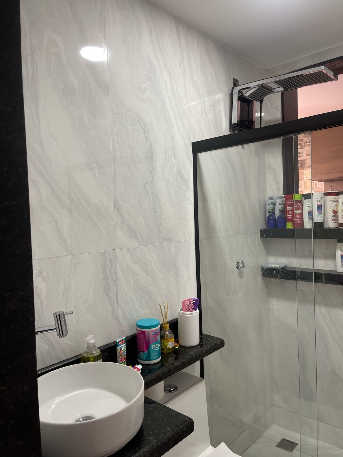 Imagem Apartamento com 2 Quartos à Venda, 45 m² em Inhoaíba - Rio de Janeiro Imagem Apartamento com 2 Quartos à Venda, 45 m² em Inhoaíba - Rio de Janeiro