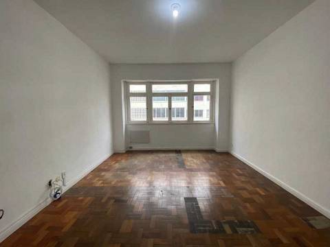 Imagem Apartamento com 4 Quartos para Alugar, 350 m²em Copacabana - Rio de Janeiro