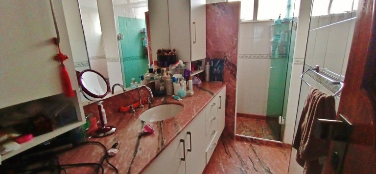 Imagem Apartamento com 4 Quartos à Venda, 142 m² em Icaraí - Niterói