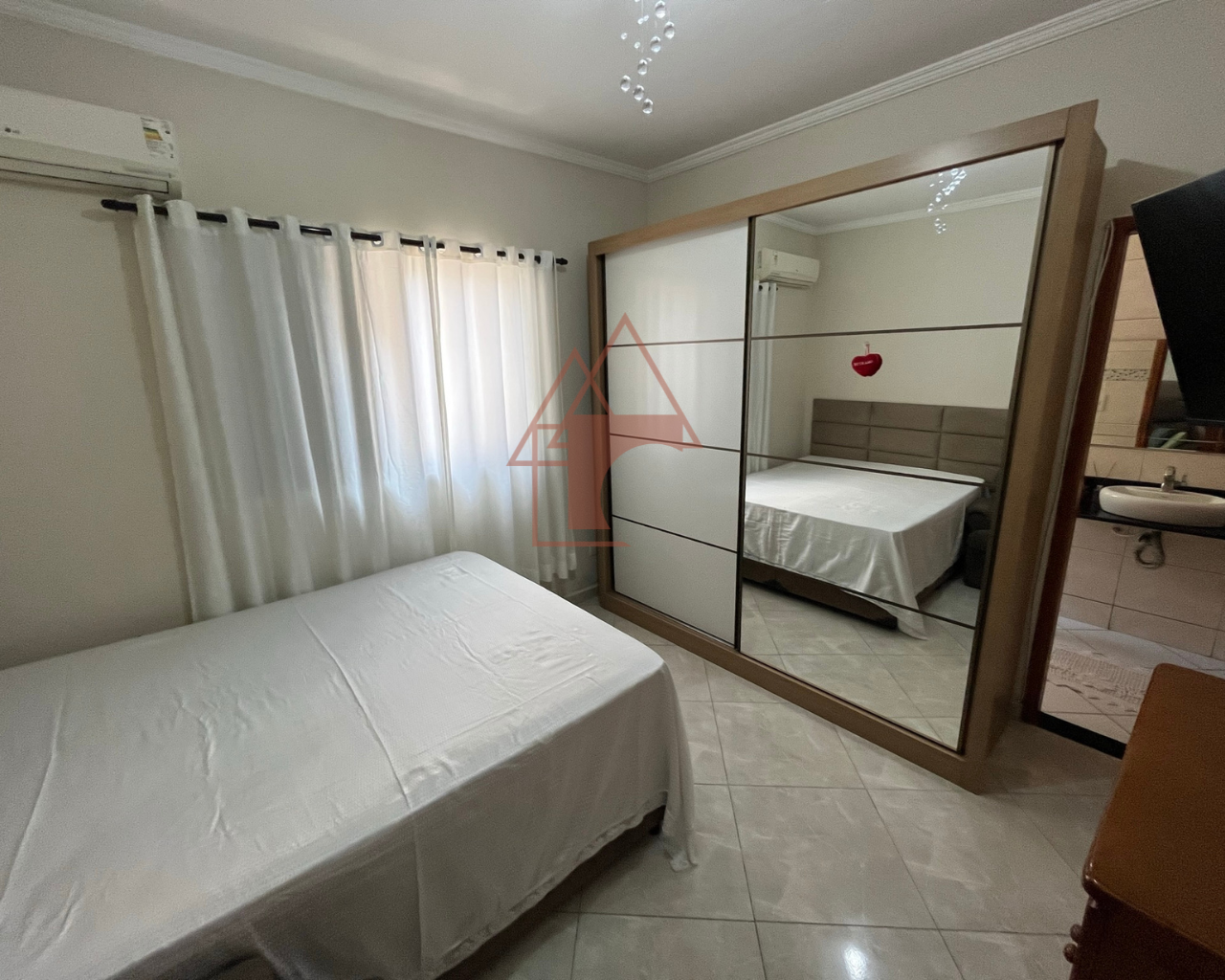Imagem Sobrado com 3 Quartos para Alugar, 175 m² em Vila Ponte Nova - Cubatão