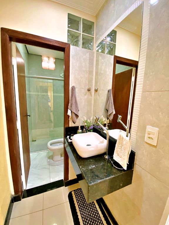 Imagem Casa com 3 Quartos à Venda, 266 m² em Planalto - Belo Horizonte Imagem Casa com 3 Quartos à Venda, 266 m² em Planalto - Belo Horizonte